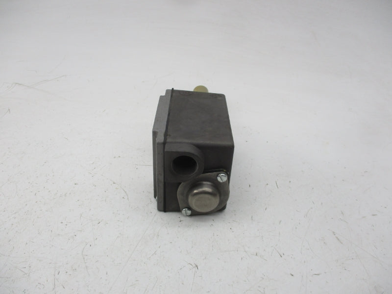 BARKSDALE ML1H-H202-W 480VAC 3A -100/+250'F NSMP