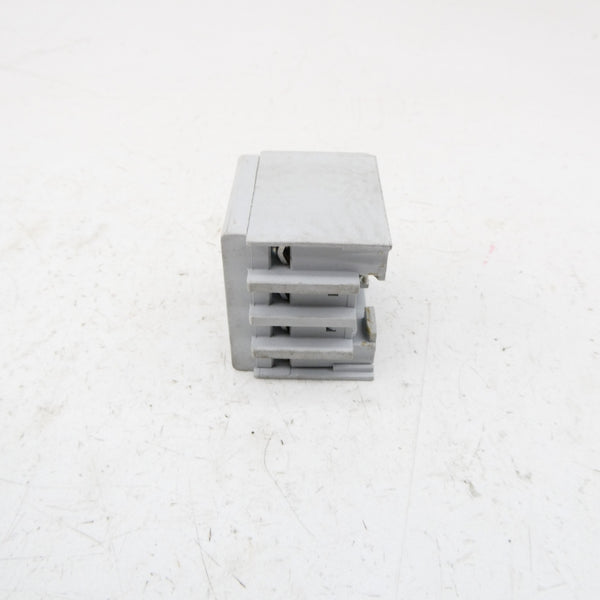 ALLEN BRADLEY 100-FAB40 SER. B 600VAC 10A NSNP