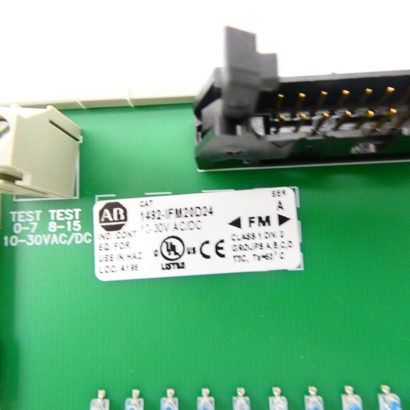 ALLEN BRADLEY 1492-IFM20D2 SER. A 10-30VAC/DC (BR/WH) NSMP