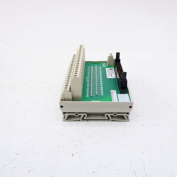 ALLEN BRADLEY 1492-IFM40D24 SER. A 10-30VAC/DC (BR/WH) NSMP
