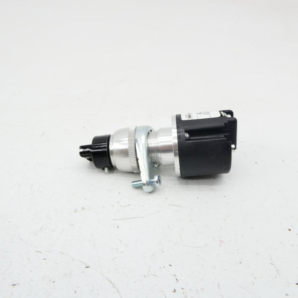 ALLEN BRADLEY 800H-UP24 SER. C 300VAC/DC (WH) NSMP