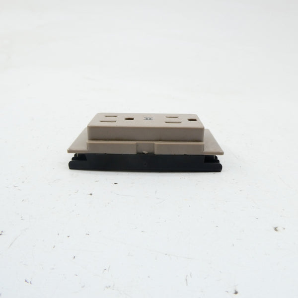THE HON 871502E 125V 15A NSNP