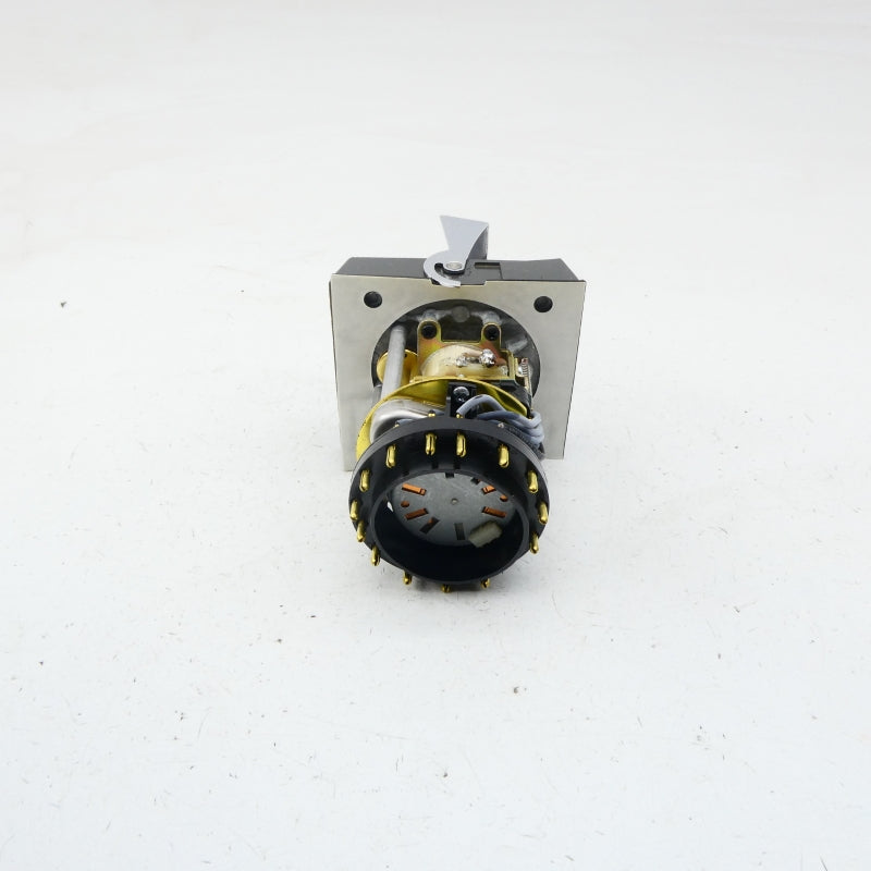 DANAHER CONTROLS HP57B6 120/240VAC 10/5A 150MIN NSMP