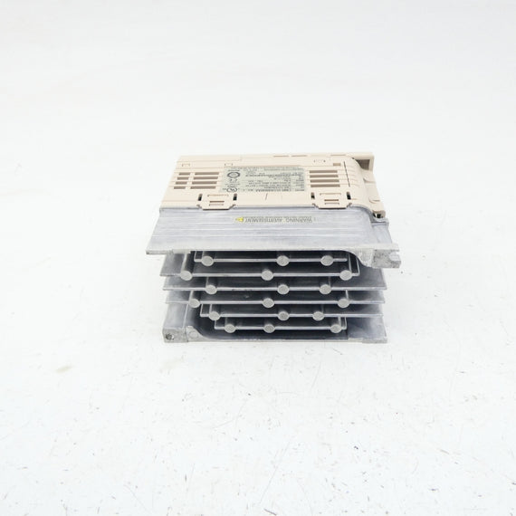 YASKAWA ELECTRIC CIMR-VU2A0004BAA 200-240V 3.9/2.9A REV. C NSNP