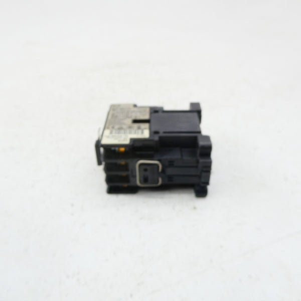 FUJI ELECTRIC 4NC0A0B01 200-220V NSNP