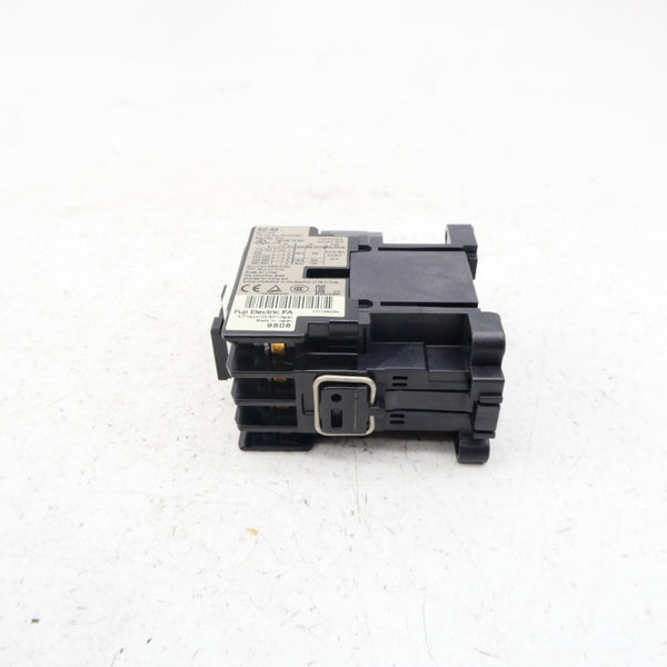 FUJI ELECTRIC 4NC0A0B01 200-220V NSMP