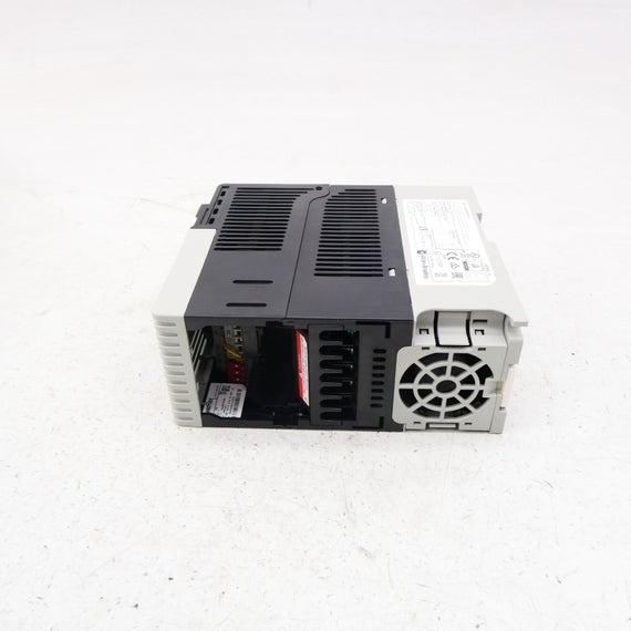 ALLEN BRADLEY 25B-B2P5N104 SER. A F/W 5.001 170-264V 1.4-2.7A NSMP