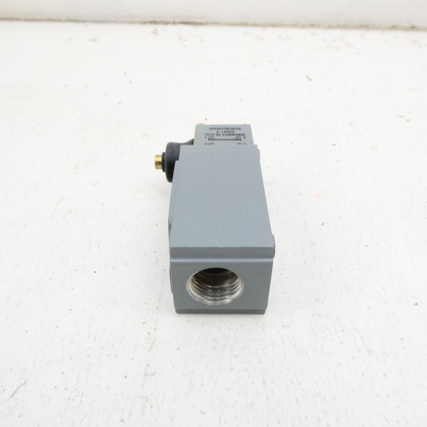 ALLEN BRADLEY 802T-C SER. D (AS PICTURED) (GY/BL) NSMP