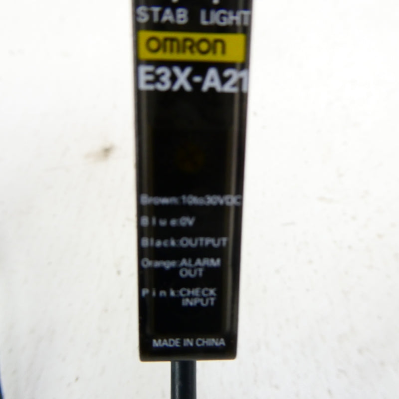 OMRON E3X-A21 10-30VDC 2M NSMP