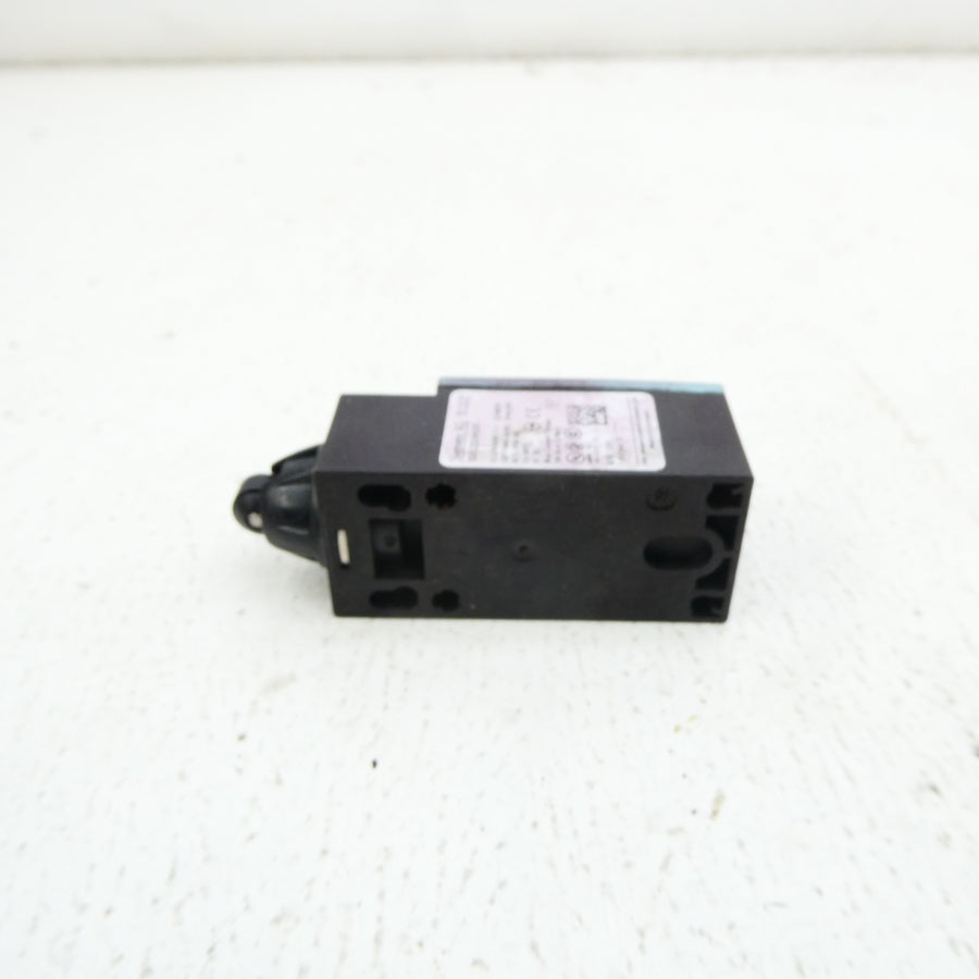 SIEMENS 3SE5232-0HD03 140V 6A NSNP