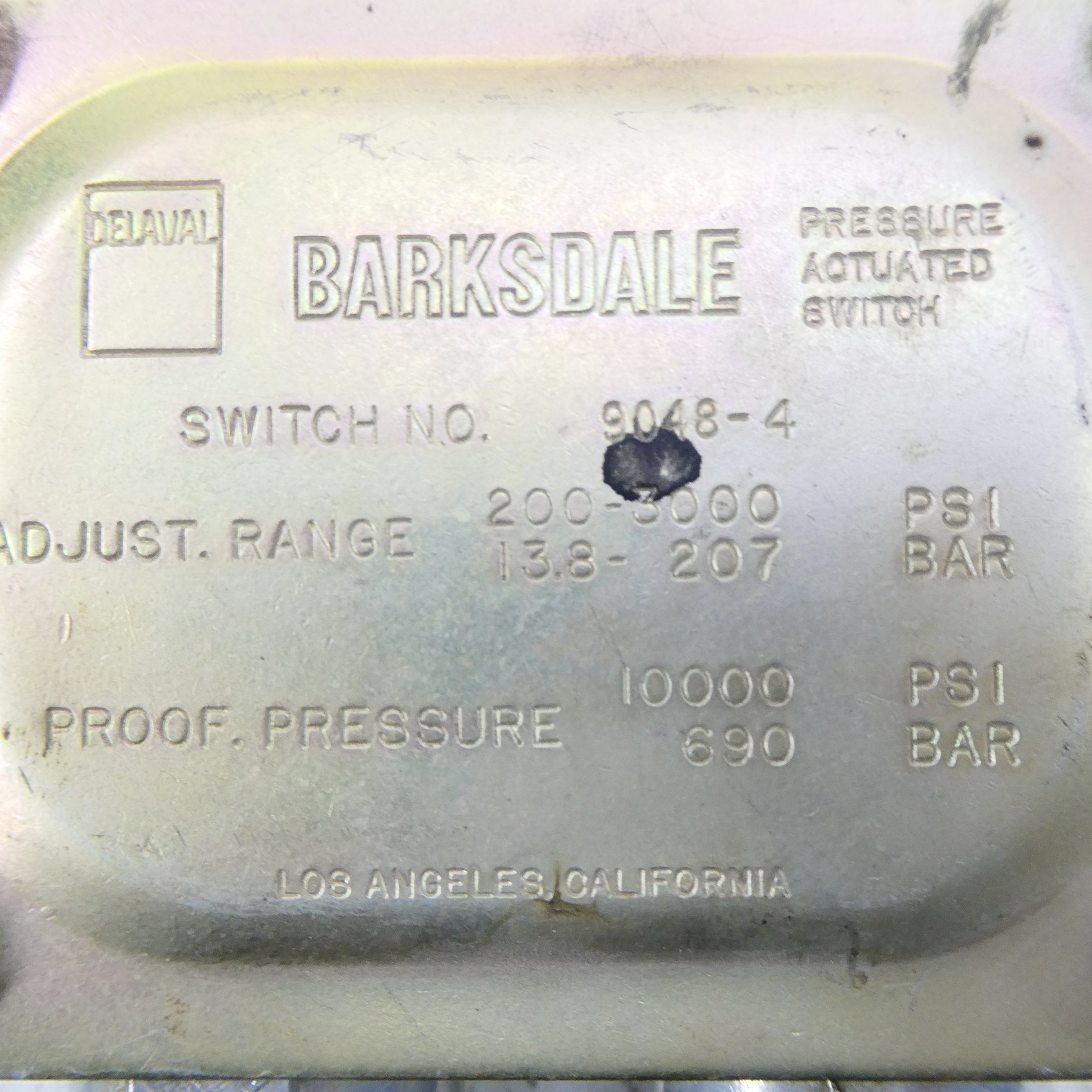 BARKSDALE 9048-4 200-3000PSI NSNP