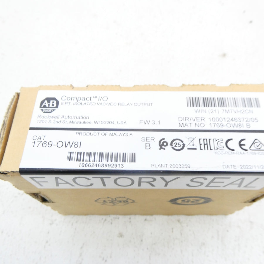ALLEN BRADLEY 1769-OW8I SER. B F/W 3.1 DATE: 2022 NSFS