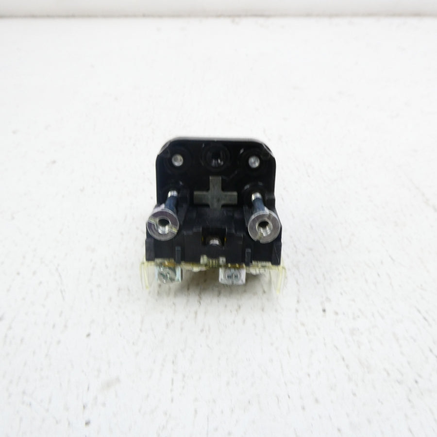 ALLEN BRADLEY 800T-B6A SER. T (WH) NSMP