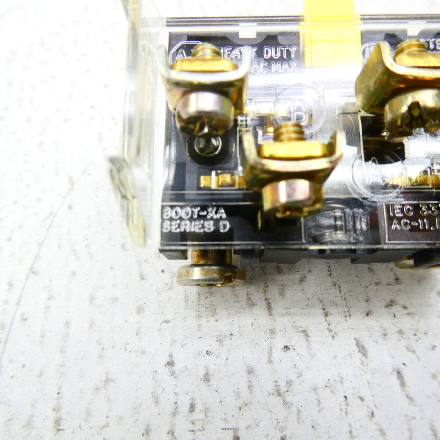 INDUSTRIAL SPARE PART 800T-XA SER. D (BK/YL) NSMP