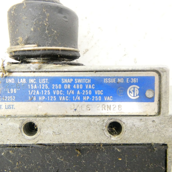 MICRO SWITCH BZE6-2RN28 480VAC 15A (AS PICTURED) NSNP