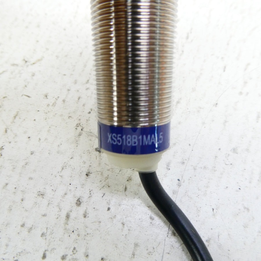 TELEMECANIQUE XS518B1MAL5 24-240V NSMP