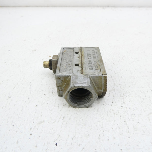 MICRO SWITCH BZE6-2RQ2 480VAC 15A (GREY) (AS PICTURED) UNMP