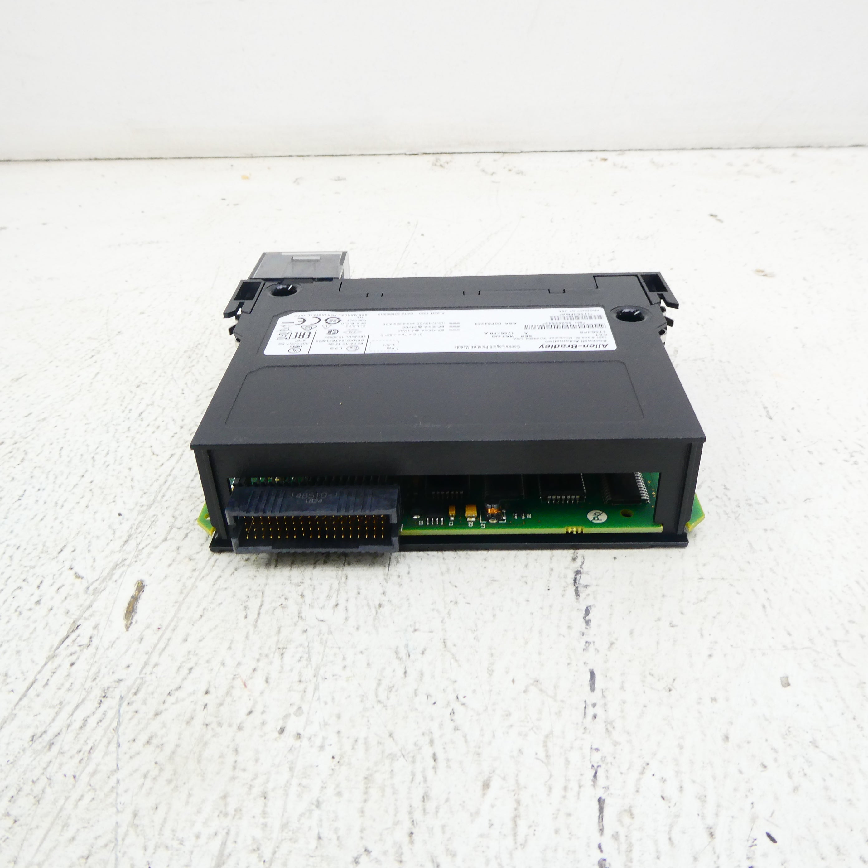 ALLEN BRADLEY 1756-IF8 SER. A F/W 1.005 24VDC NSMP
