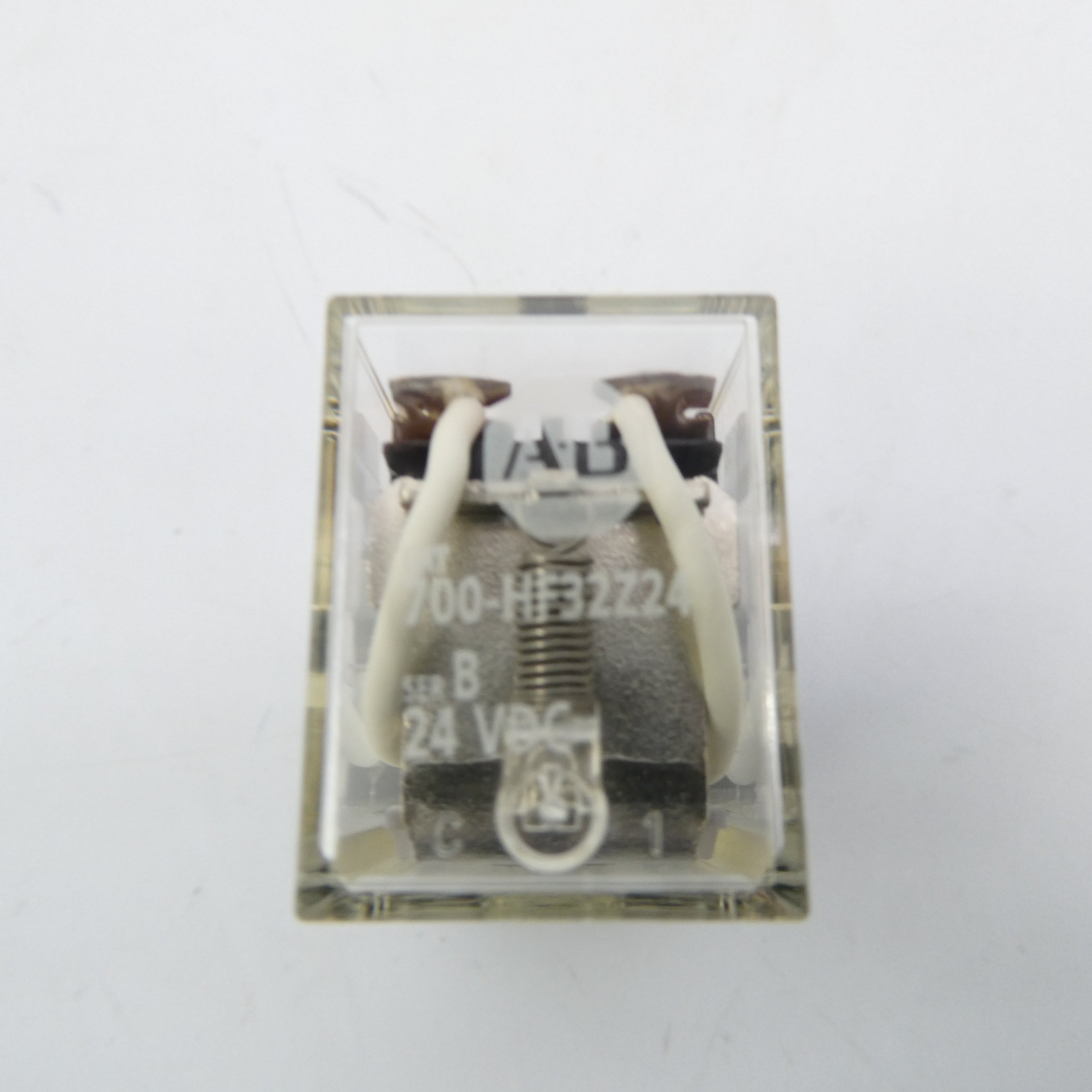 ALLEN BRADLEY 700-HF32Z24 SER. B 24VDC (GY/BL) NSMP