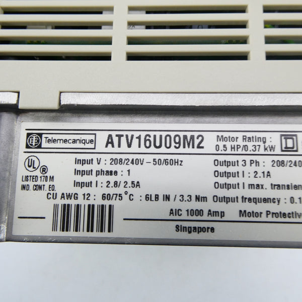 TELEMECANIQUE ATV16U09M2 208/240V 2.5/2.8A NSMP