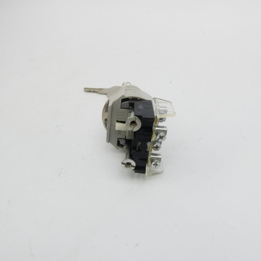 ALLEN BRADLEY 800T-H33 SER. T (AS PICTURED) NSNP