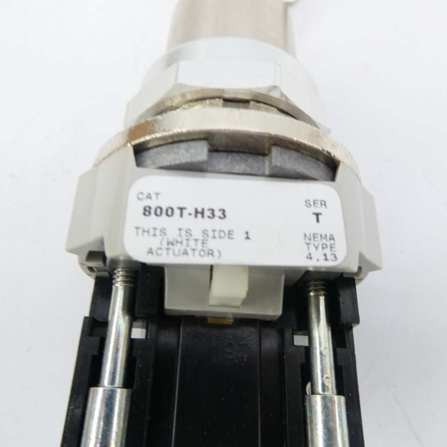 ALLEN BRADLEY 800T-H33 SER. T (AS PICTURED) NSNP
