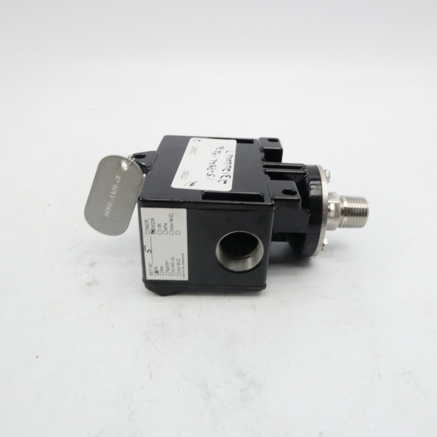 ASHCROFT B424SXC4FSHYNH06 480VAC 15A 15PSI NSMP