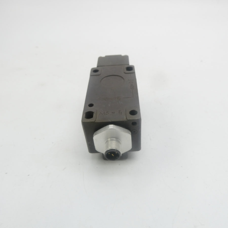 EUCHNER NZ1HS-538L0605MDC 105988 24VDC 4A NSNP