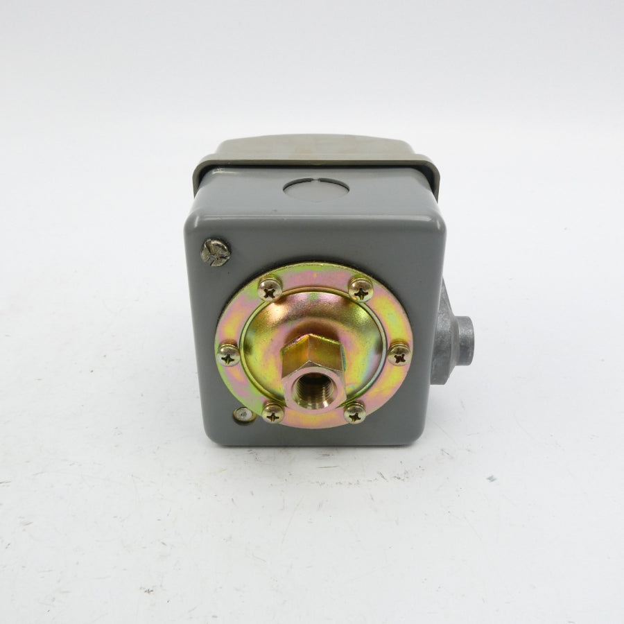 SQUARE D 9013GHG2J30E SER. C 80/100PSI NSMP