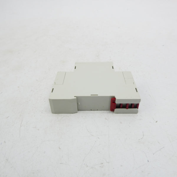 ALLEN BRADLEY 700-FEM1RU22 SER. B 110-240VAC NSNP