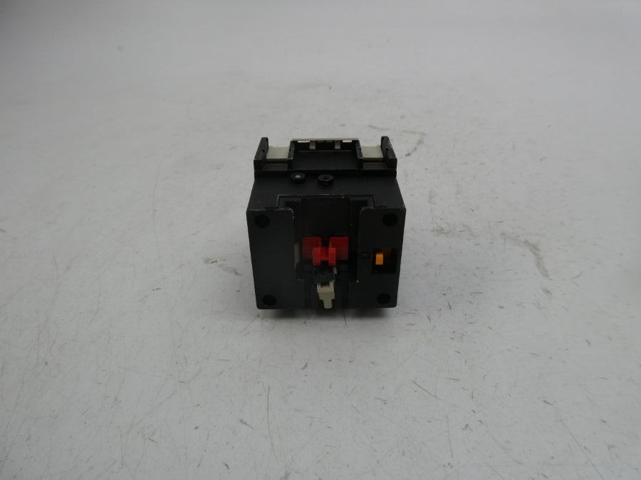 TELEMECANIQUE LA3DR2 660V 10A 0.1-30S NSNP