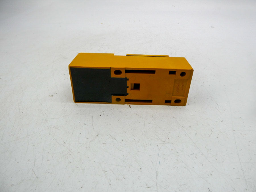 OMRON TL-YS15MB1-US 12-24VDC NSMP
