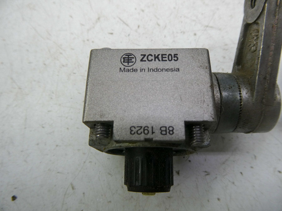 TELEMECANIQUE ZCKE05 UNMP