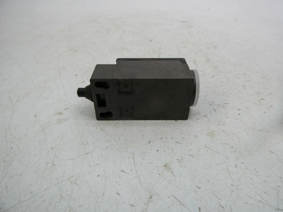SCHMERSAL TS236-02Z-M20 101163385 500V NSNP