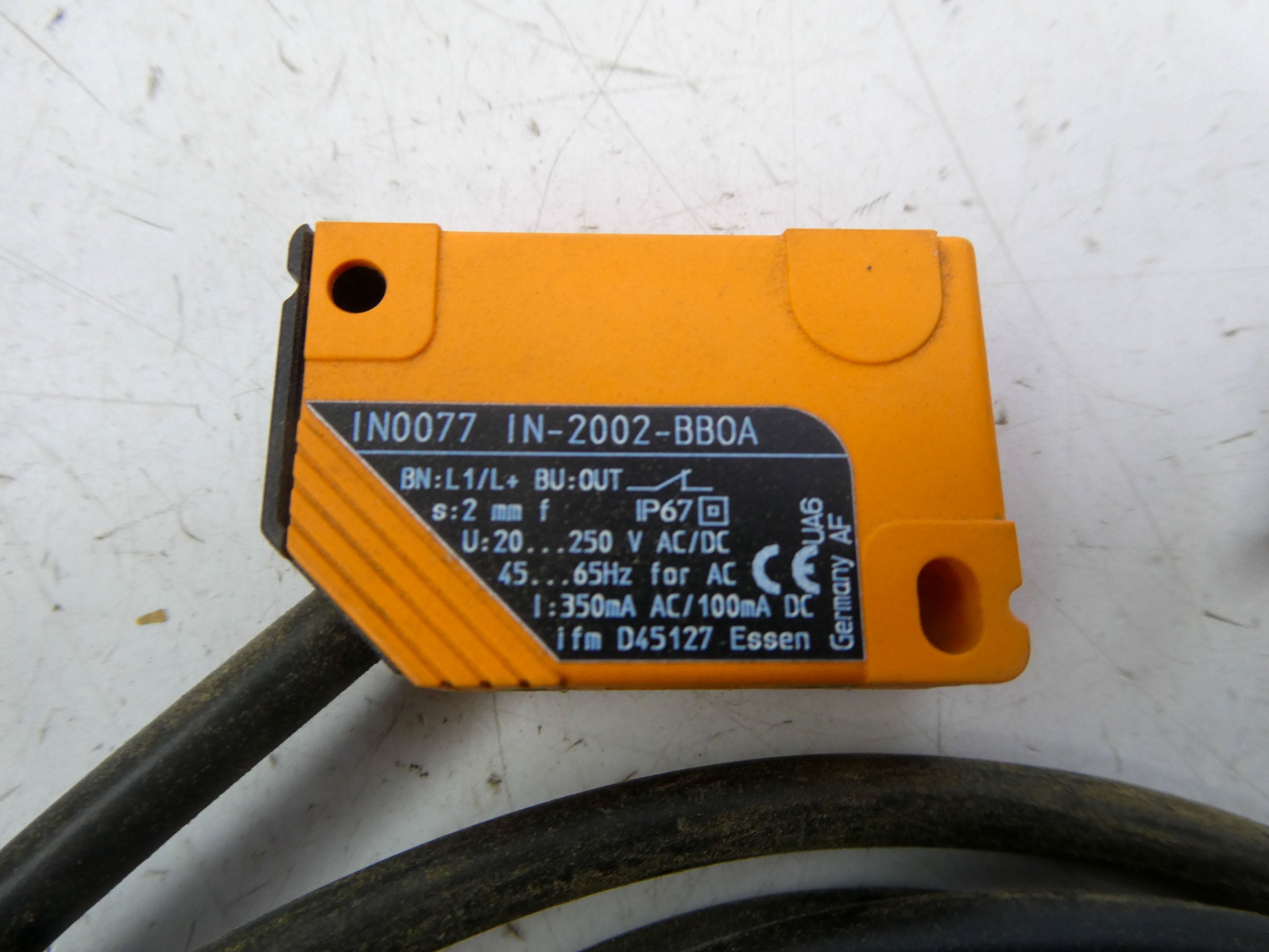 IFM EFECTOR IN0077 IN-2002-BBOA 20-250VAC/DC NSNP