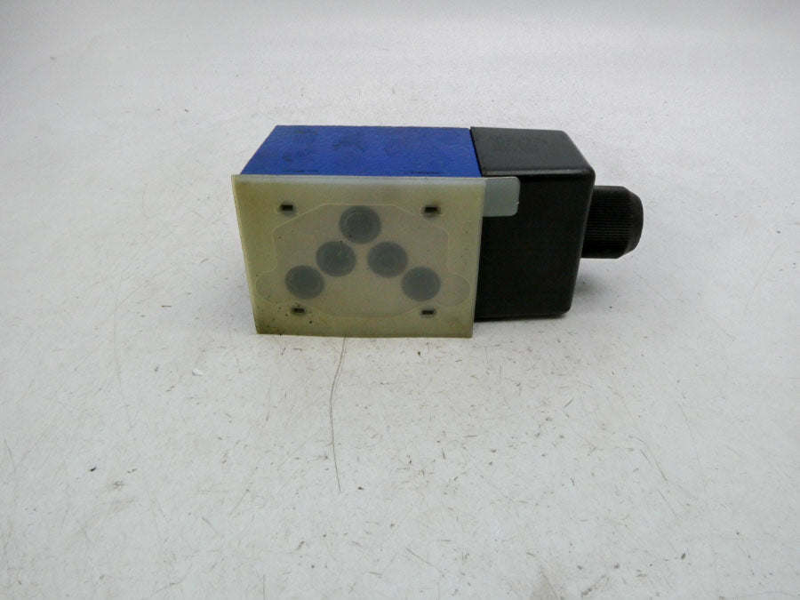 REXROTH 4WE10C33/CW110N9K4 R900906473 NSNP