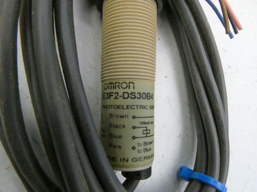 OMRON E3F2-DS30B4 NSNP
