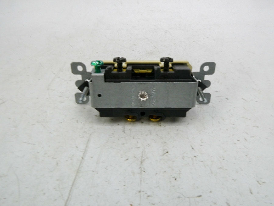 LEVITON 5334-I 120/277VAC 20A NSMP