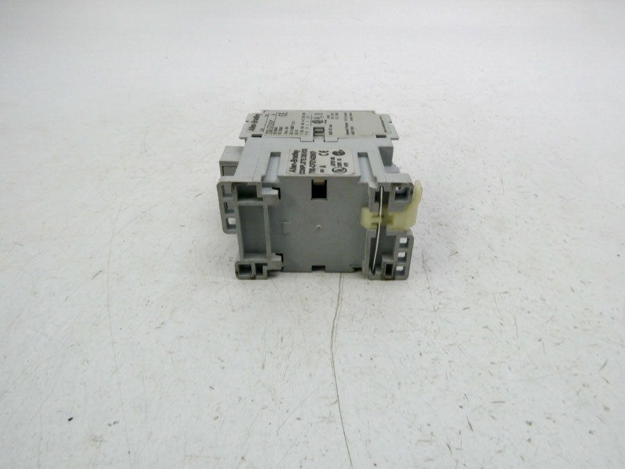 INDUSTRIAL SPARE PART 700-CF310D SER. A 100-110V NSNP