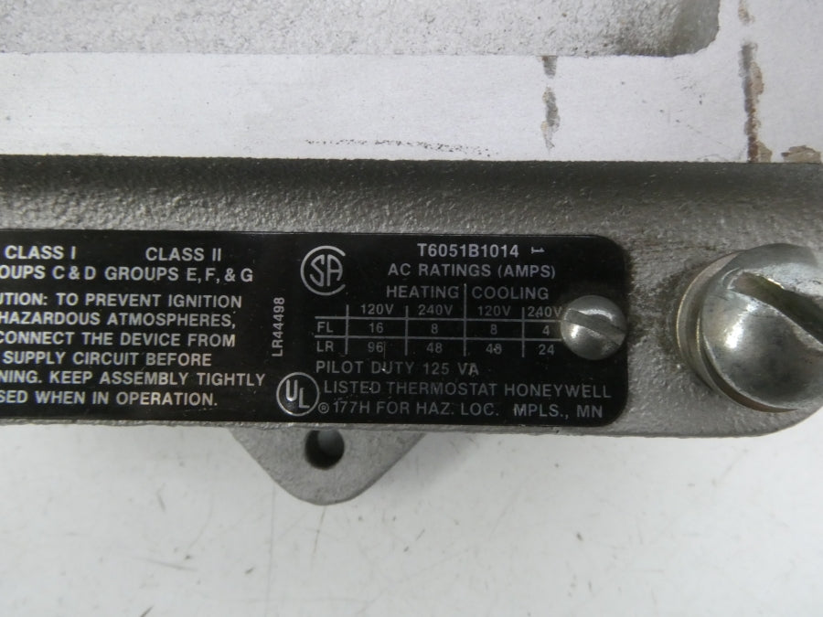 HONEYWELL T6051B1014 240V 8A NSNP