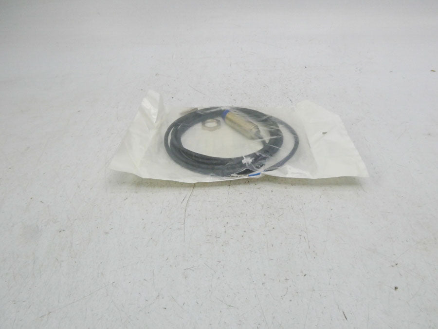 MICRO DETECTORS V3K1-R0-4A8F 20-250VAC/DC NSMP