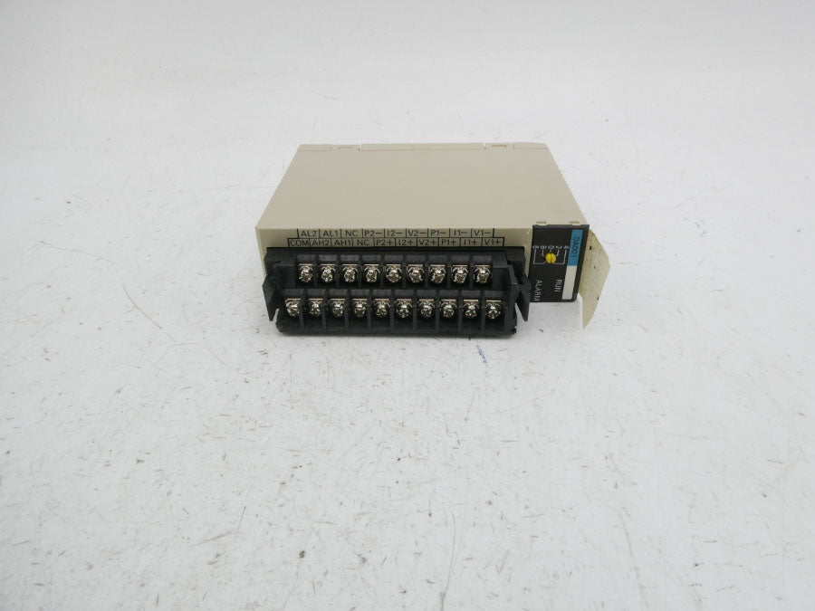 OMRON C200H-DA001 10V (AS PICTURED) NSMP