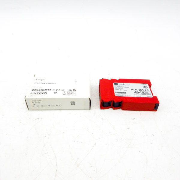ALLEN BRADLEY 440R-N23120 SER. A 24VAC/DC 3A (WH) NSMP