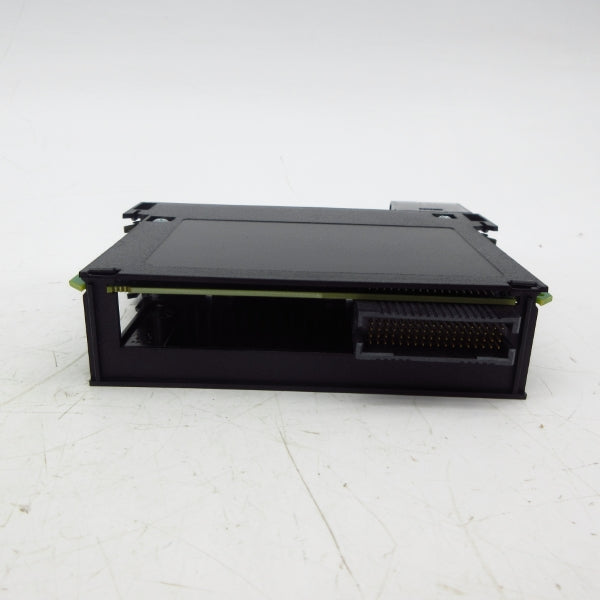 ALLEN BRADLEY 1756-OB32 SER. A F/W 3.002 12/24VDC NSMP