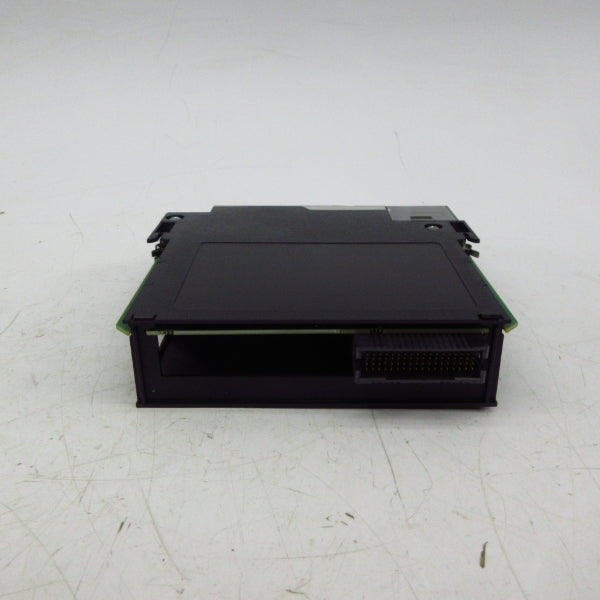 ALLEN BRADLEY 1756-L73S SER. B F/W 1.01 5.1VDC (NO KEY) NSMP