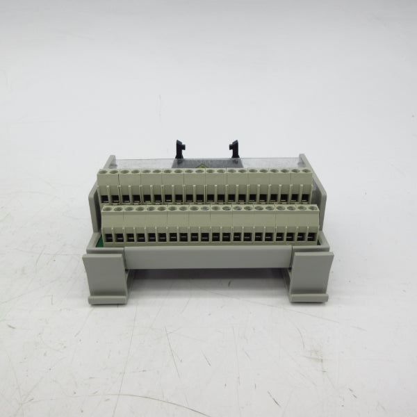 ALLEN BRADLEY 1492-IFM20F-F24-2 SER. C 10-30VAC/DC NSMP