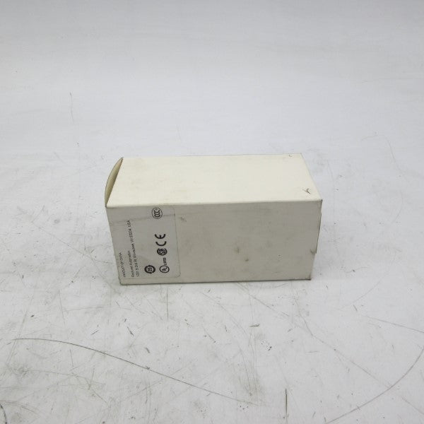 ALLEN BRADLEY 800T-H31B SER. T (WH) NSFS