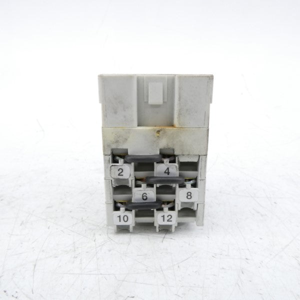 ALLEN BRADLEY 194L-E12-3253 SER. A 690V 12A (AS PICTURED) (WH) NSMP