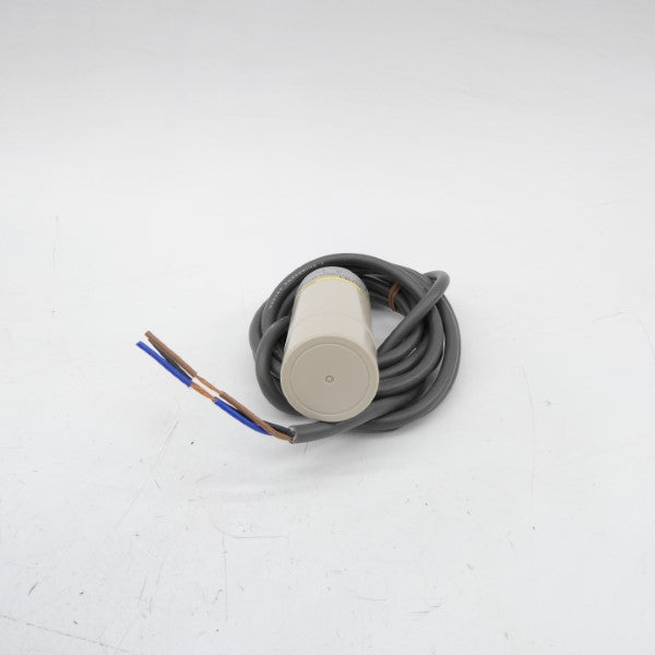 OMRON E2K-C25ME1 10-30VDC NSMP
