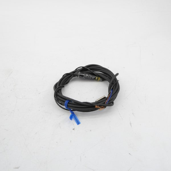 OMRON E2EC-CR8D1 12-24VDC 2M NSMP